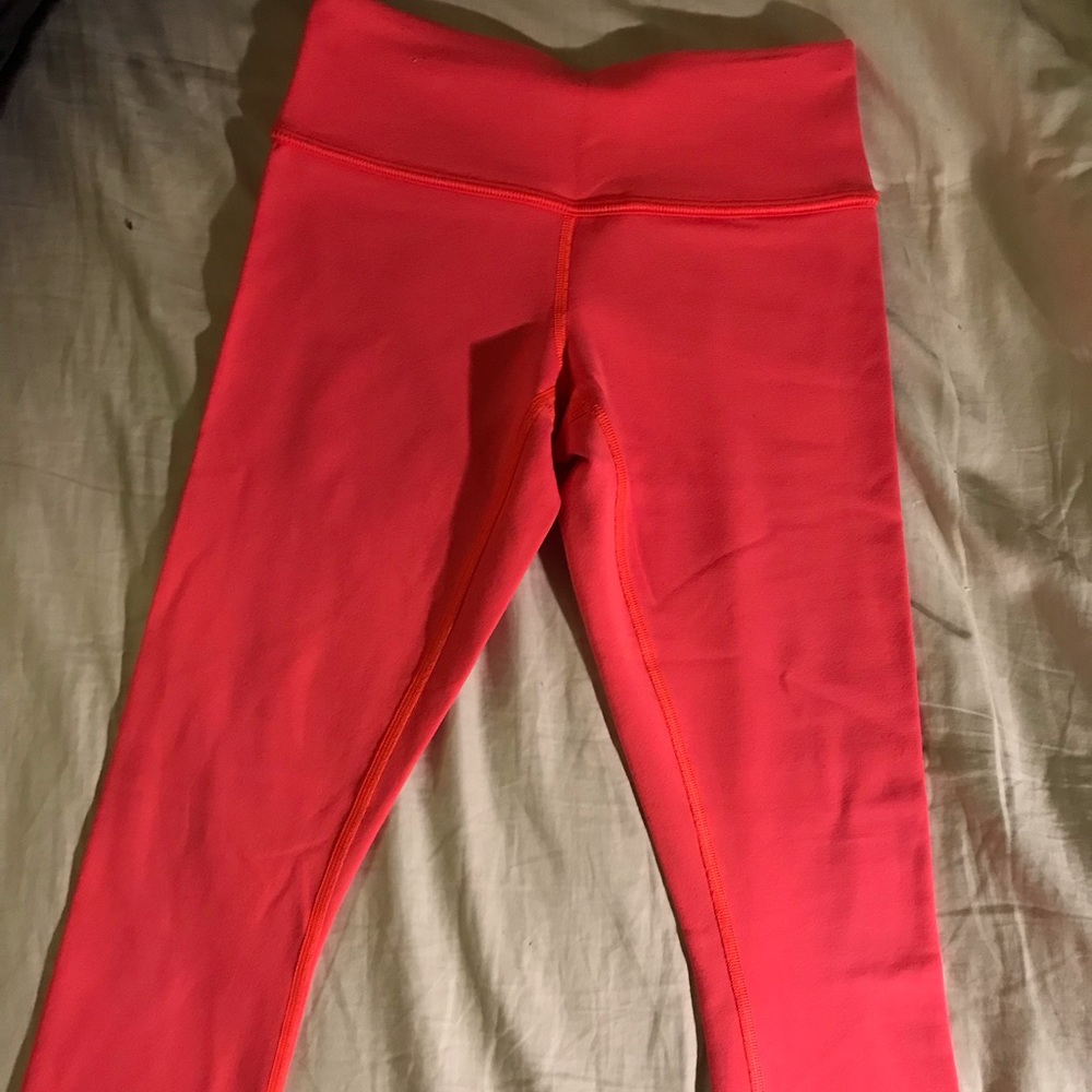 lululemon Wunder Under Crops